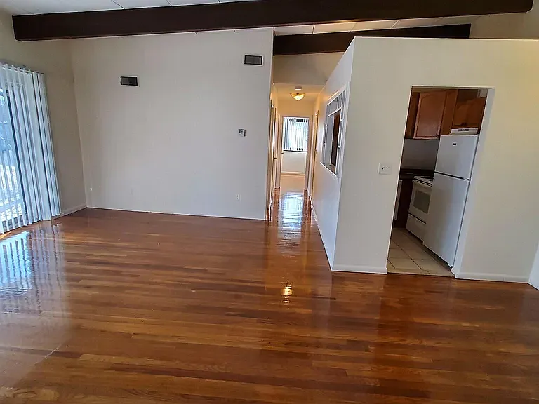 182 Central St #8 — Photo 2