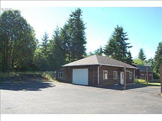 5th image of 19305 NE 256th Cir