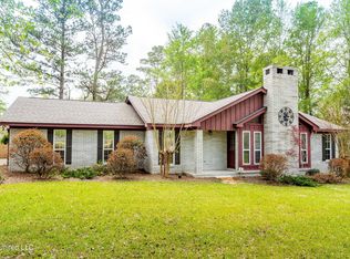 385 Rawls Springs Loop Rd, Hattiesburg, MS 39402
