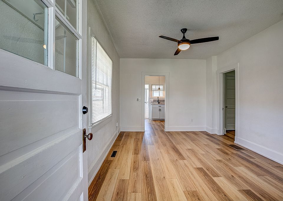 1st image of 10 S Fremont Ave #10