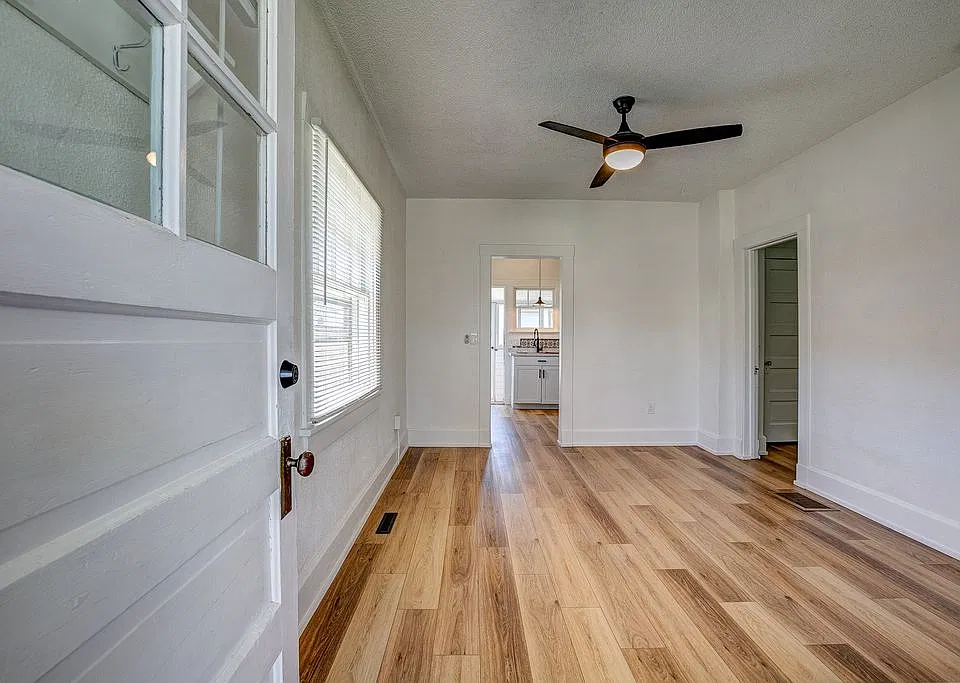 10 S Fremont Ave #10