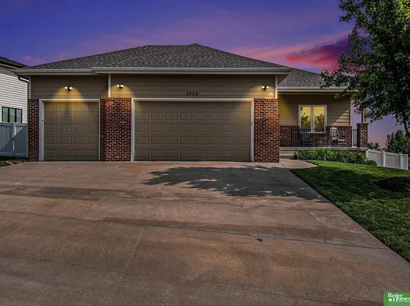 3322 Fairway Dr, Plattsmouth, NE 68048