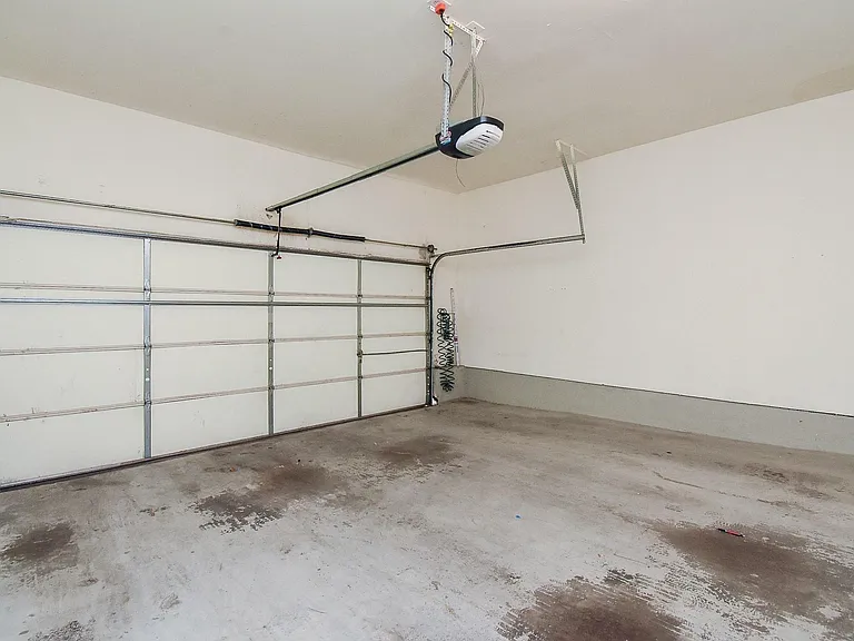 13646 Garden Grove Ct — Photo 31