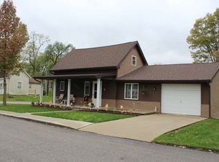 303 N Grover St, Warren, IN 46792