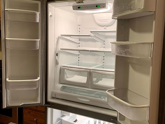 French door stainless steel refrigerator