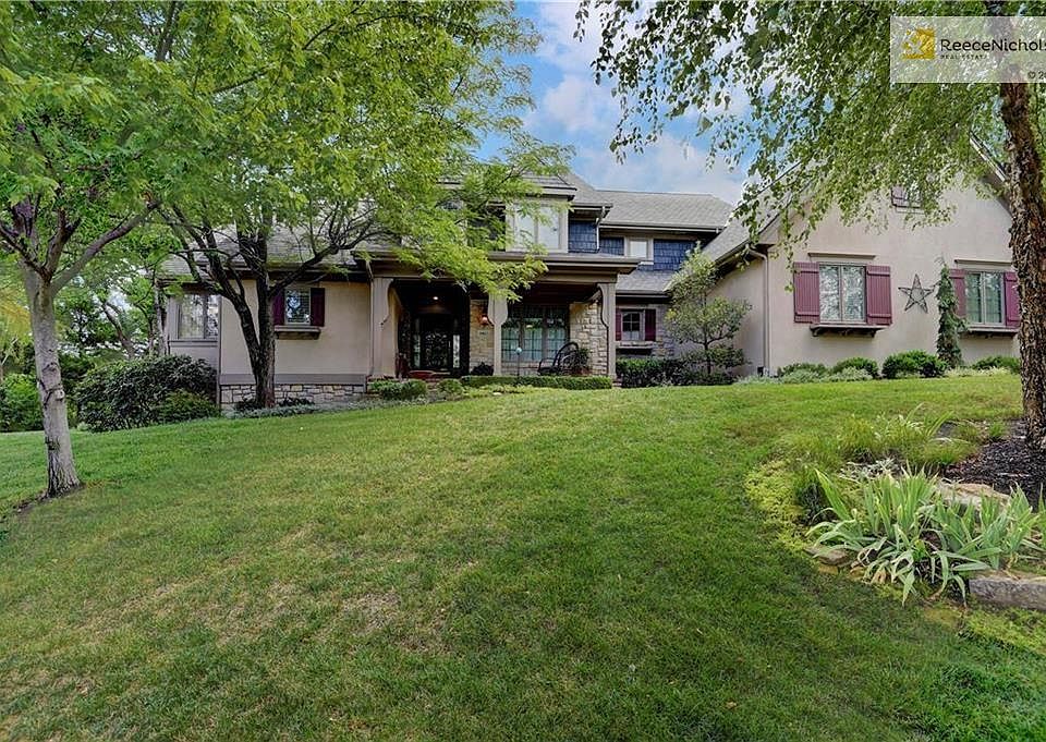 Large corner lot, backs to prestigious Shadow Glen Golf Club. Home features private pool to float the warm months away.