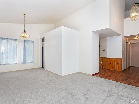 5th image of 6418 89th Street Ct E