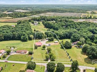 3724 County Home Rd, Conover, NC 28613