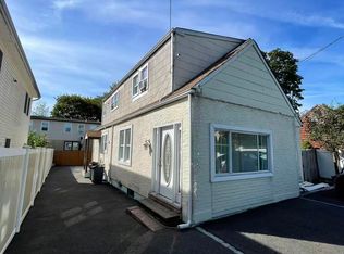 100 3rd Ave #1, Huntington Station, NY 11746