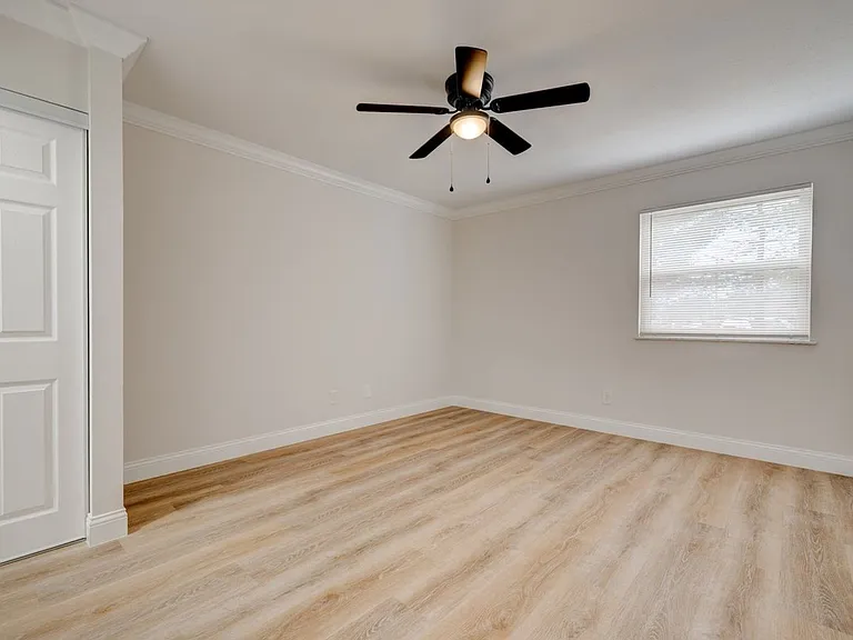 5562 E Virginia St — Photo 20