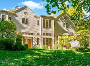 28 Beechwood Way, Briarcliff Manor, NY