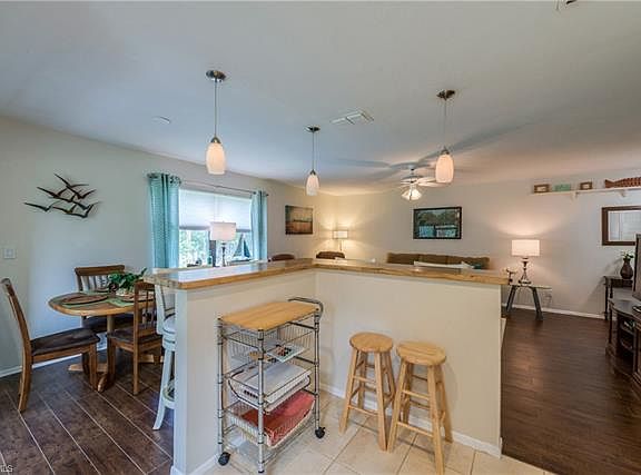4th image of 13252 White Marsh Ln #3205