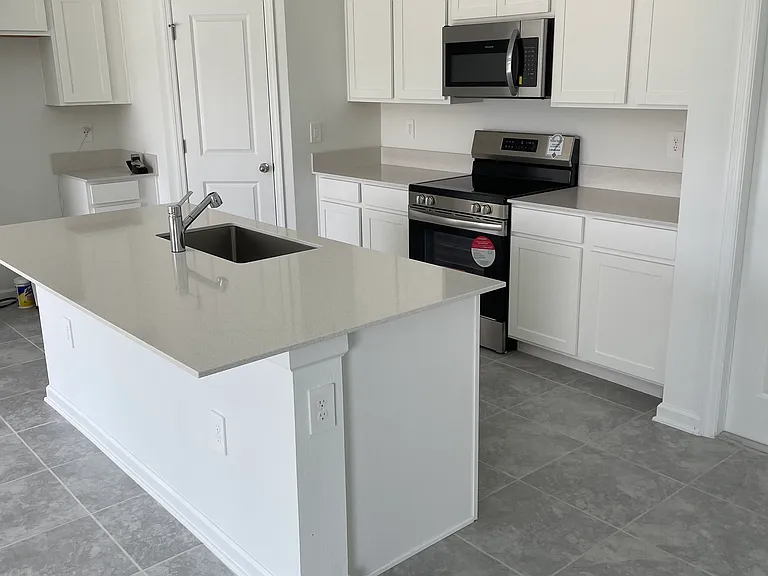 1642 Teagan Ln — Photo 5
