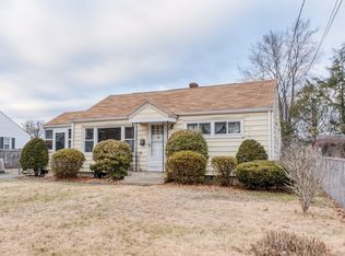 72 Jean Dr, Springfield, MA 01104