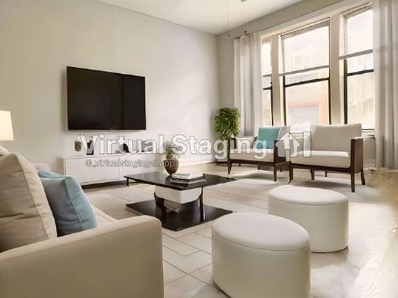 2nd image of 4408 N Hazel St #4410