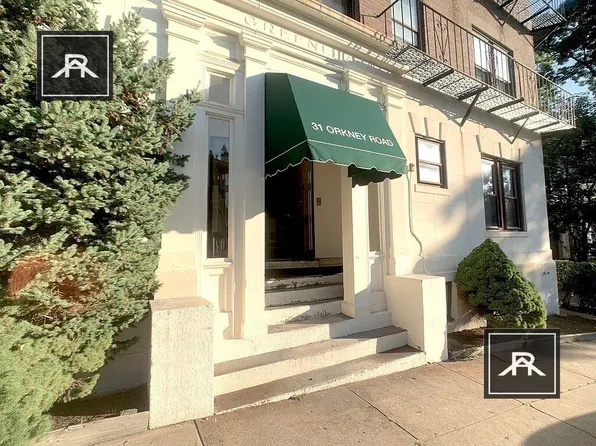 31 Orkney Rd, Brighton, MA