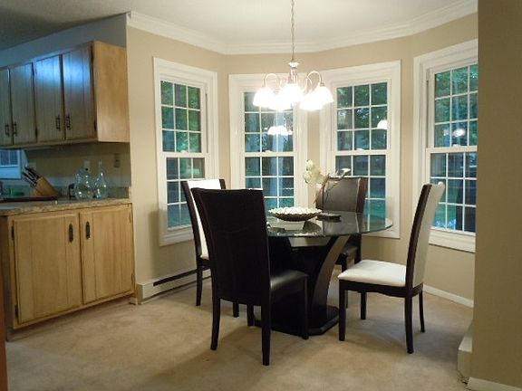 4th image of 8505 N Ravenwood Dr