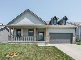 7909 S 184th St, Omaha, NE 68136