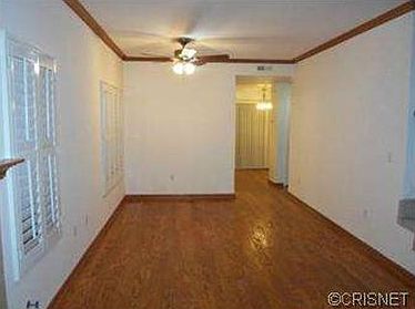 5th image of 13030 Moorpark St APT 14