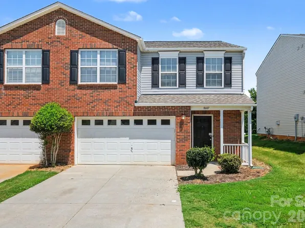 8607 Westhope St, Charlotte, NC 28216