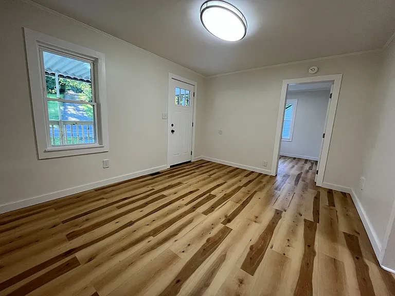 1308 Tranbarger Dr — Photo 6
