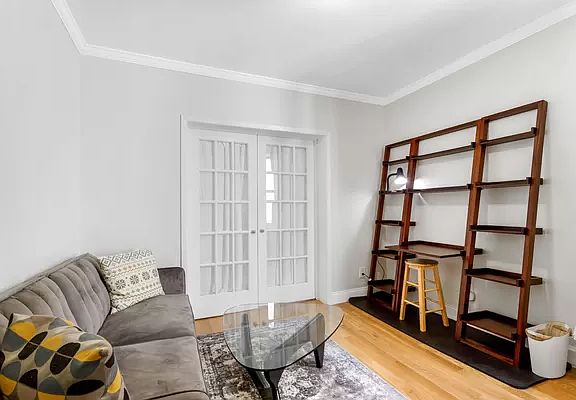 4th image of 98 Suffolk St #3E