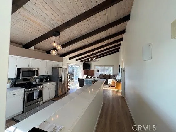 3 bed, 2190 sqft, $5,000 — Photo 3