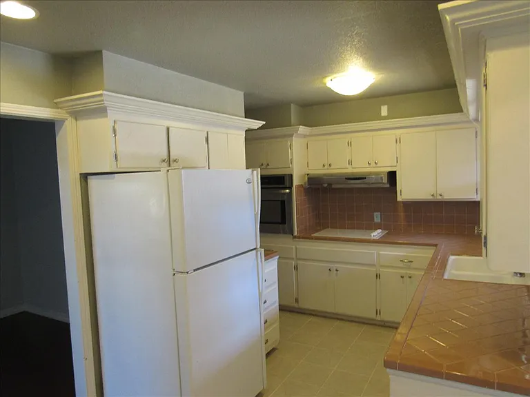 9909 Sunnymeade Pl — Photo 6