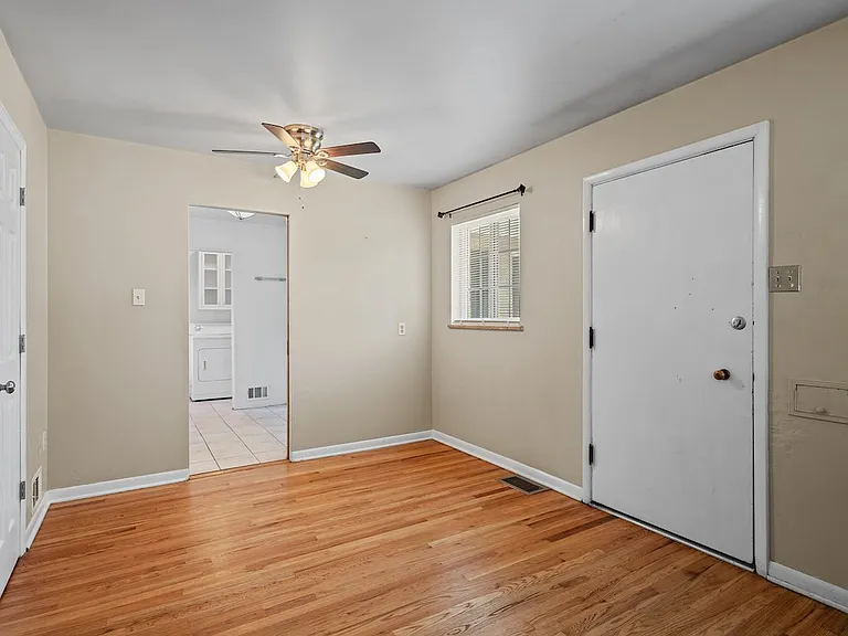 1393 S Grant St — Photo 8