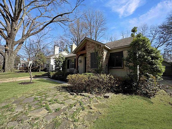 2nd image of 252 Palisade St