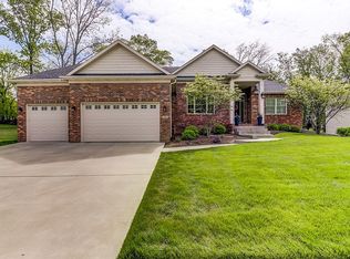 604 Poinsettia Pl, Springfield, IL 62711