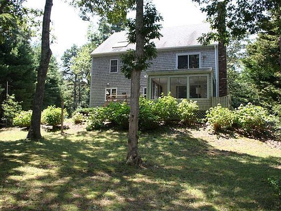 3rd image of 11 Evelyns Drive