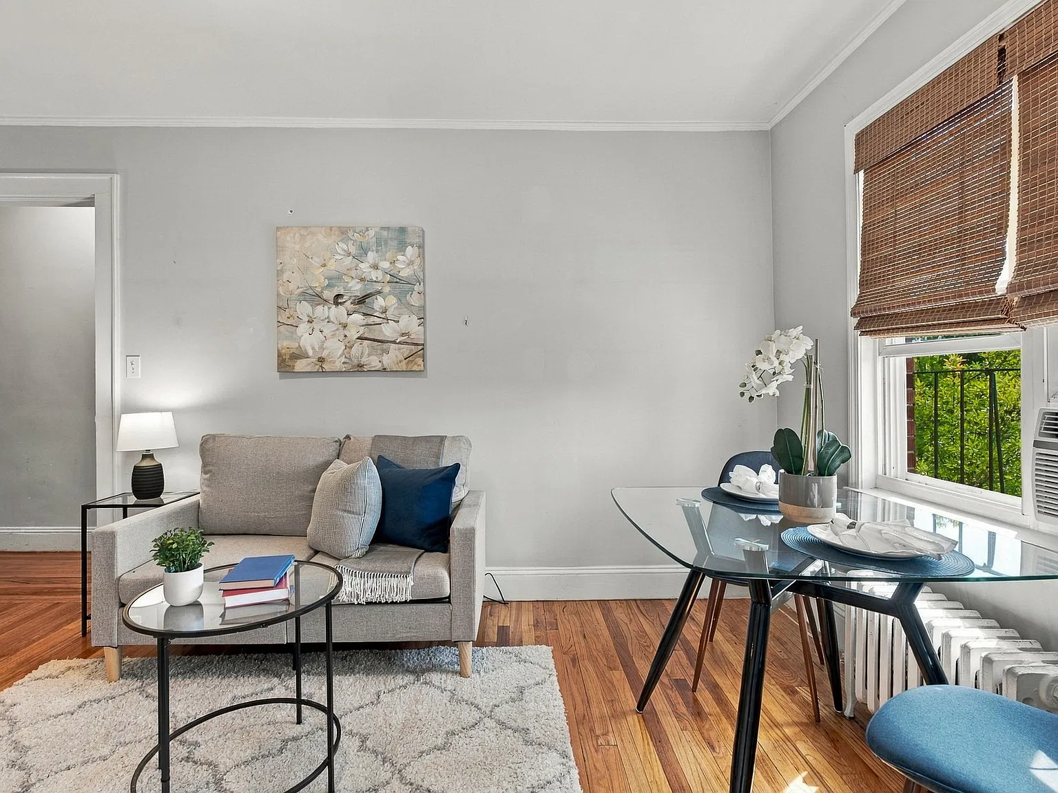Studio, 450 sqft, $2,400 — Photo 4
