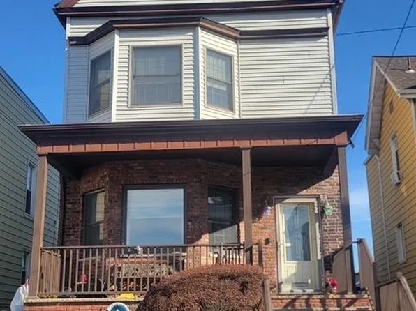 126 Lord Avenue image 1 of 40