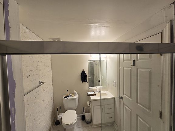 3rd image of 711 W Broad St #203
