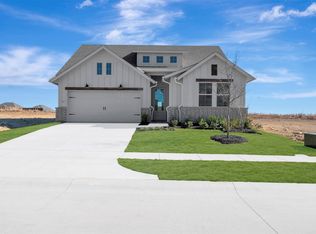 1060 Wheatland Dr, Justin, TX 76247