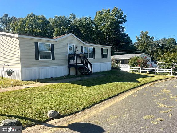2nd image of 408 Taylor St