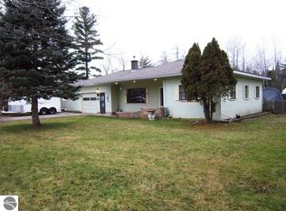 3427 Four Mile Rd N, Traverse City, MI 49686