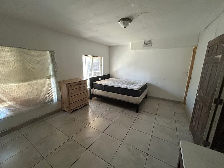 515 NW 57th Ct #1 — Photo 2