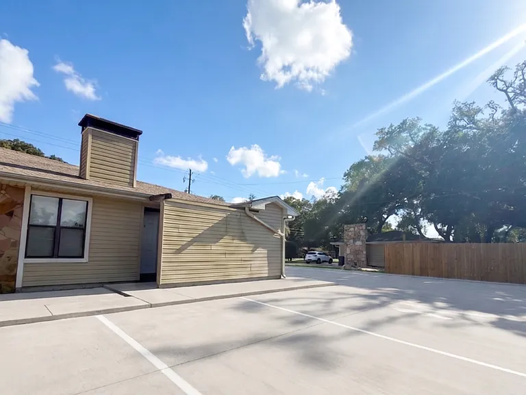 6320 W Fairfield Dr #D — Photo 9