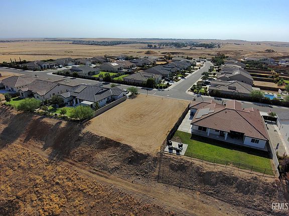 5th image of 6825 Aquamarine Dr