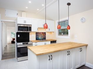 126 Barclay Rd, Chapel Hill, NC 27516