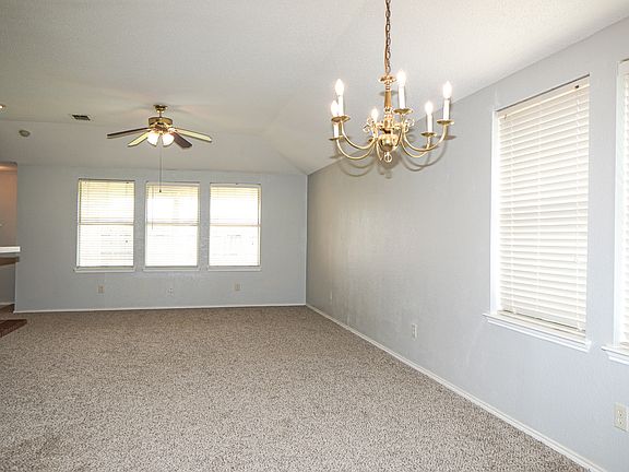 4th image of 106 Starlight Dr