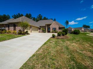 106 Claiborne St, Madison, MS 39110