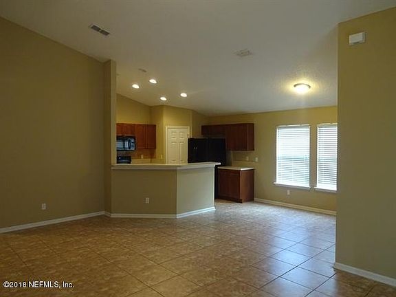 3rd image of 13624 Devan Lee Dr E