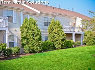 100 Annie Ln, Greece, NY 14626