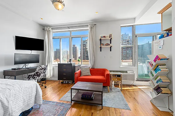 Rented by Brown Harris Stevens | media 15