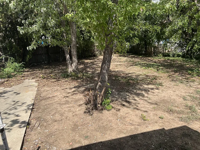 315 W Lilac Ln — Photo 21