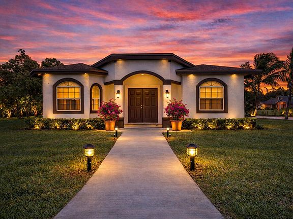 2nd image of 6934 Grapeview Boulevard