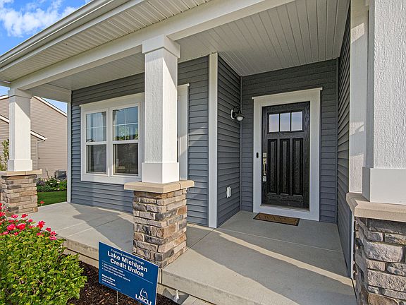 4th image of 1075 Haven Dr
